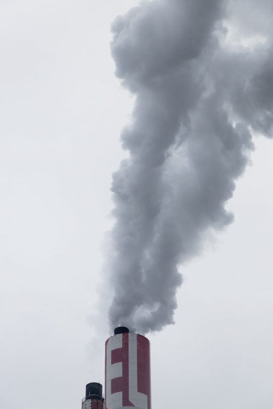 Utsläppsrätter via svensk skogsindustri — "en fis i rymden" värd över en miljard 2021? 4 CO2 EU Utsläppsrätter